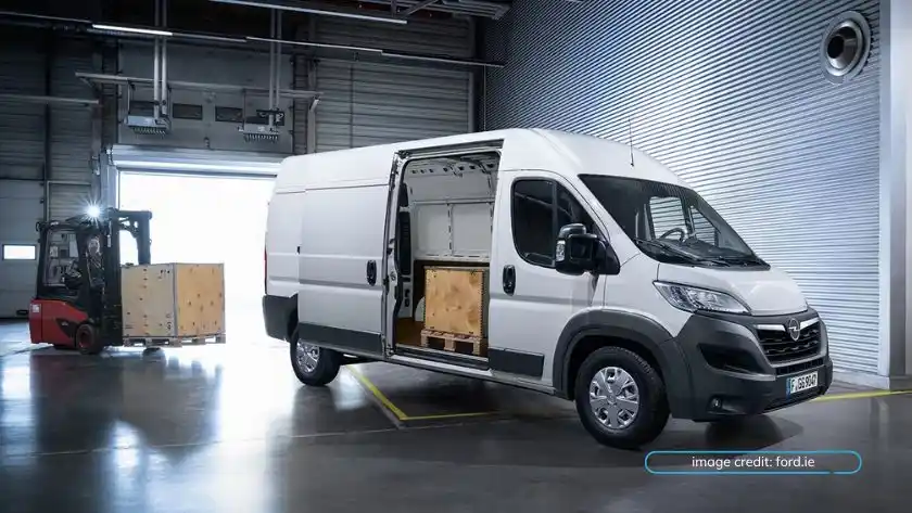 Opel Movano van