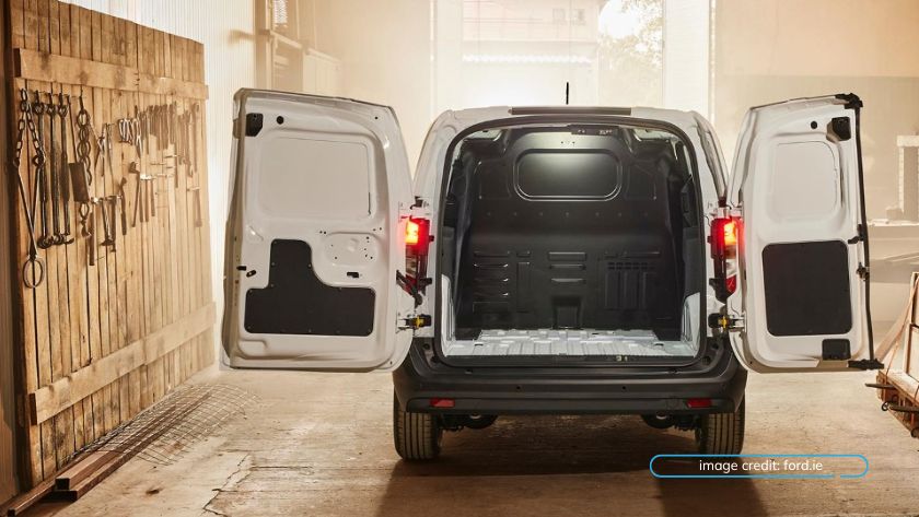 Ford Transit Courier 2024 update