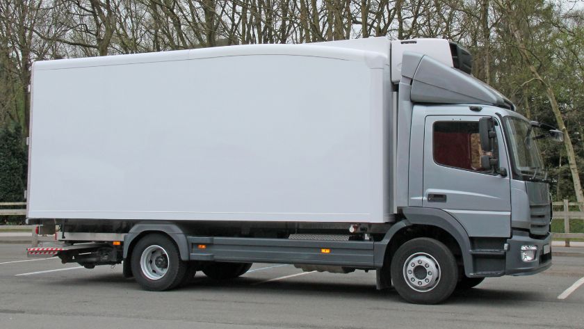 what are rigid trucks